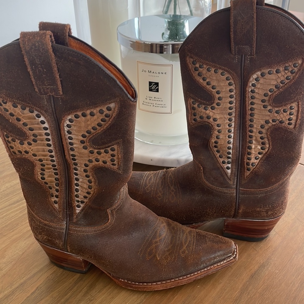 Frye Genuine Leather “Daisy Duke” Cowboy Boots, size 6.5, Great Condition!!